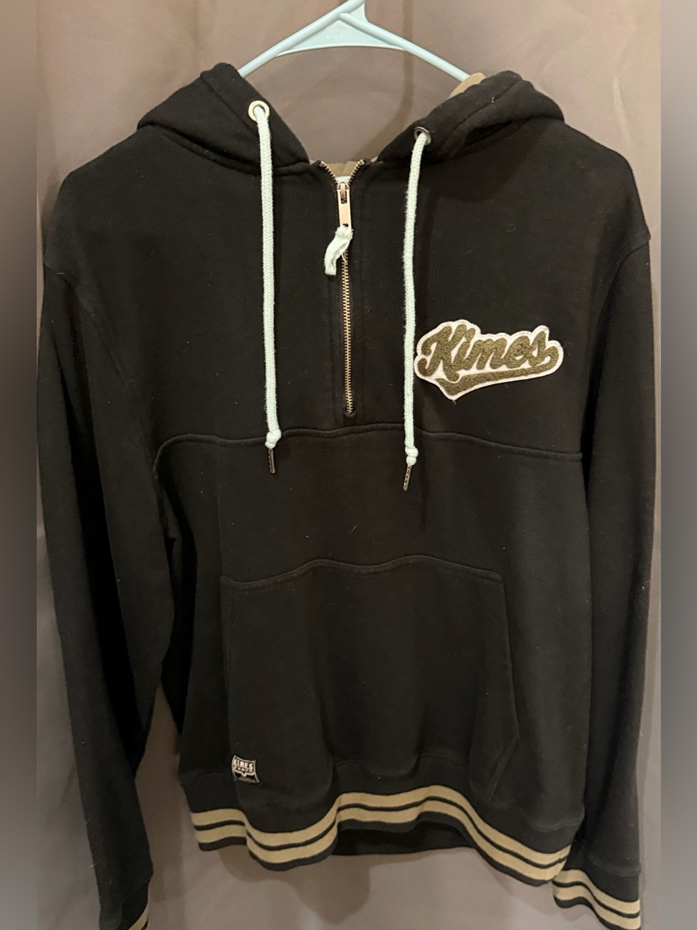 Kimes Ranch
Black Hoodie Pullover with Contrast Trim